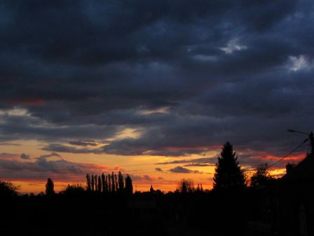 Le soleil se couche à Robersart