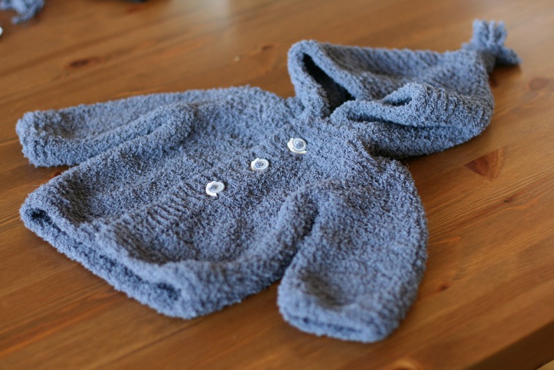tricoter un manteau pour poupon