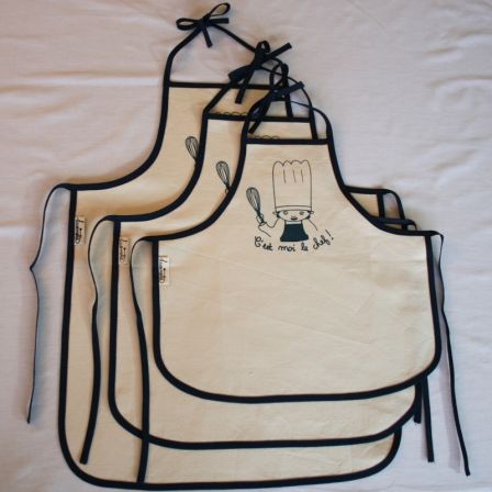 Tabliers de petit cuisinier : tailles 2-3 ans ; 4-6 ans ; 7-10 ans, janv. 2013 Tabliers de petit cuisinier : tailles 2-3 ans ; 4-6 ans ; 7-10 ans