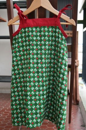 Popover Sundress Oliver+S, août 2011 Popover Sundress Oliver+S